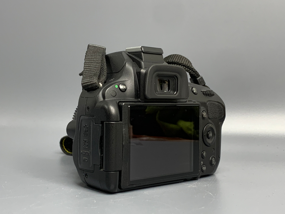 Nikon D5100 7500 кадров