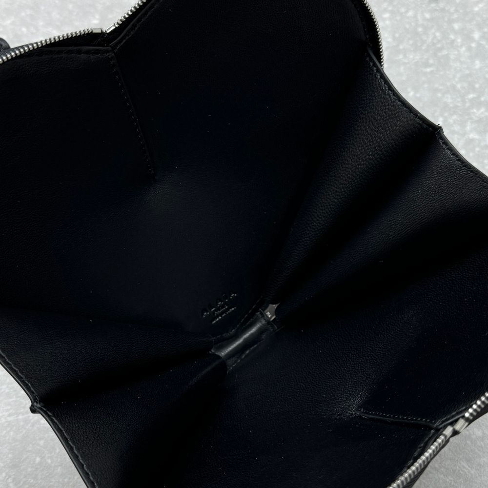 Alaia Le Coeur Bag