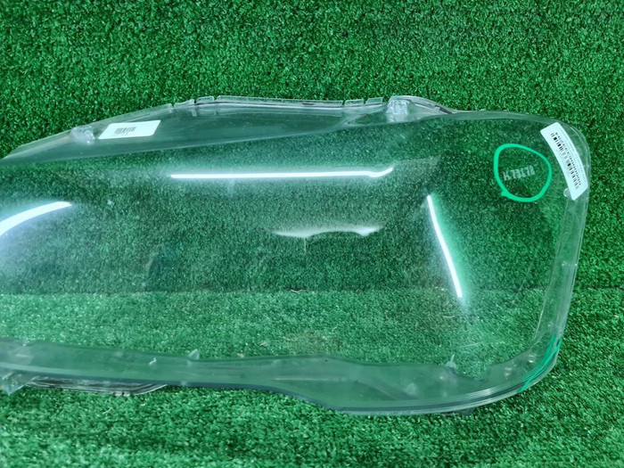 Стекло фары левое BMW X3 F25 X4 F26 (2014-2017)