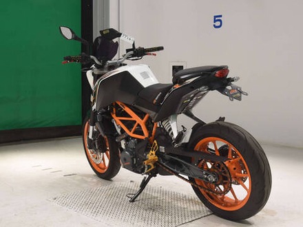 KTM 390 Duke