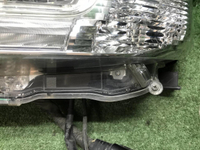 Битая Фара левая Toyota Land Cruiser 200 15-21 LED