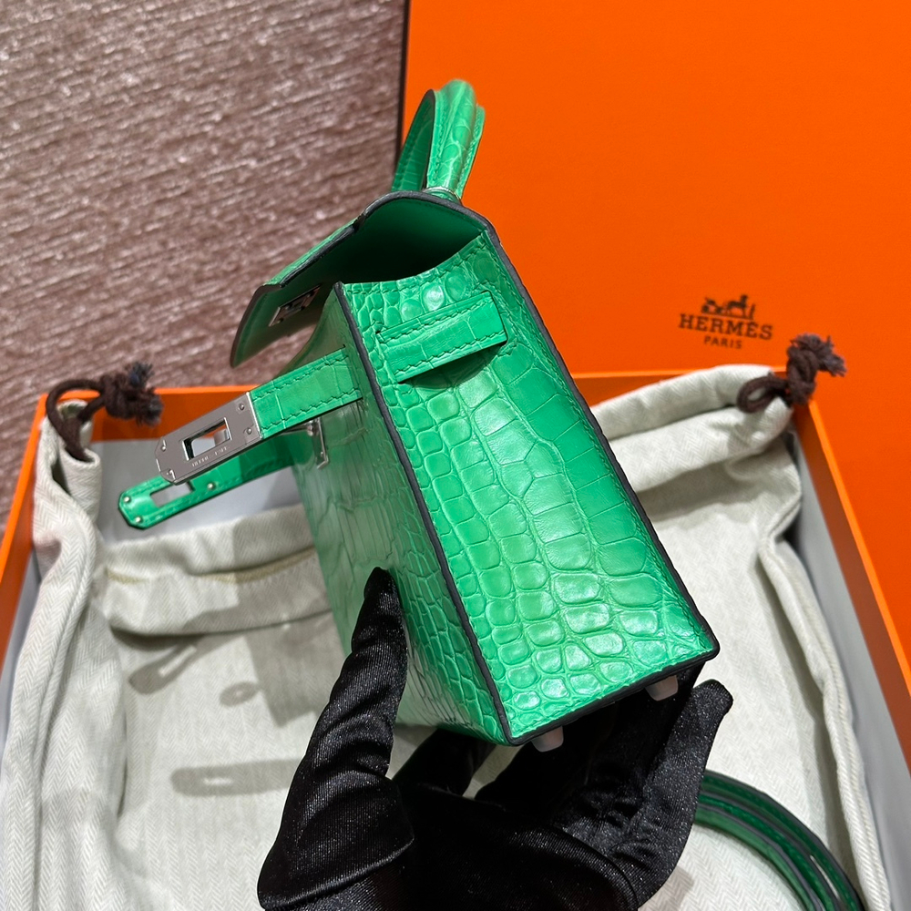 Hermes Kelly 19