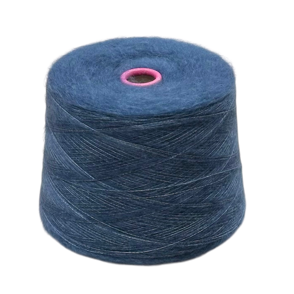 Kid Silk, Filati Venezia, 70% кидмохер 30% шелк, 900 м./100 гр.