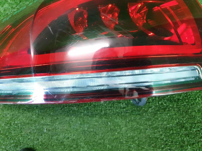 Фонарь левый внешний Mercedes GLE V167 (2018-2024)