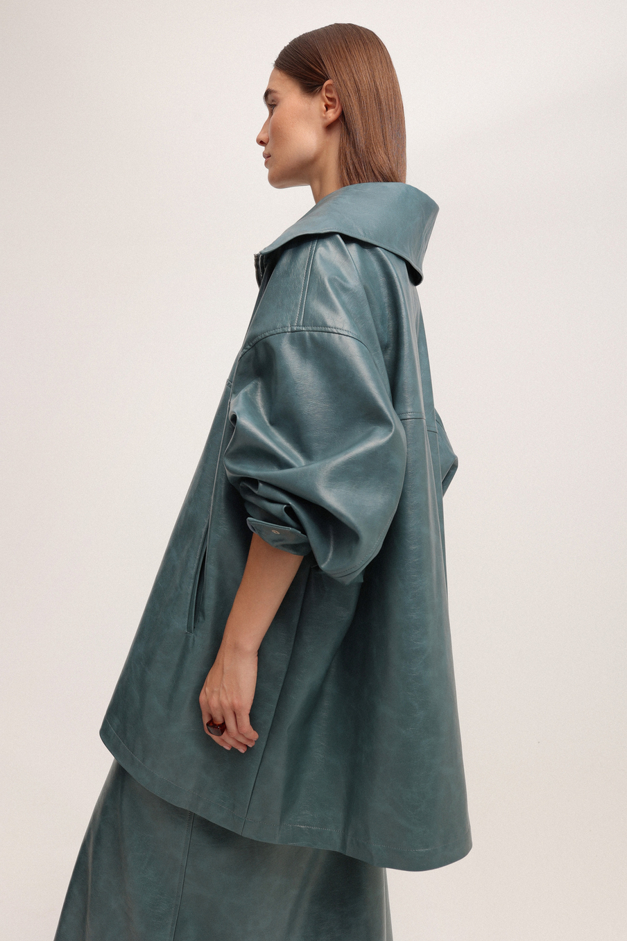 Анорак из экокожи