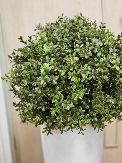 Шар Самшит искусственный 50см на стволе