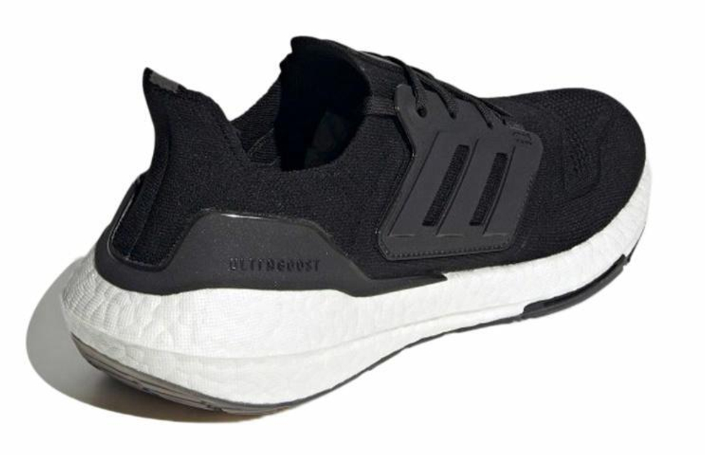 Кроссовки Adidas Ultraboost 22