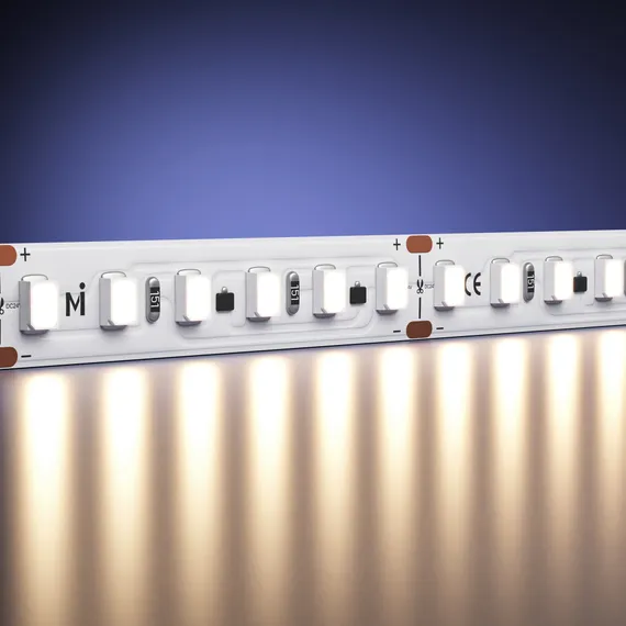 Светодиодная лента Ультра 24В 2835 8,5Вт/м 4000К 20м IP 20 201D22 Led Strip 201122