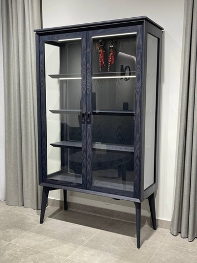 Витрина 2А Johny