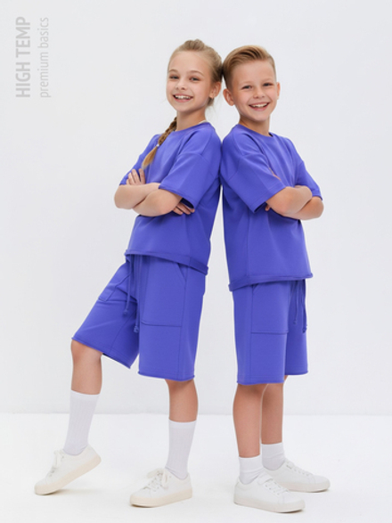 Костюм оверсайз с футболкой и шортами