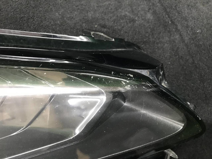 Стекло фары правое Lexus NX 1 (2017-2021)