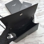 Yves Saint Laurent Kate 24 cm