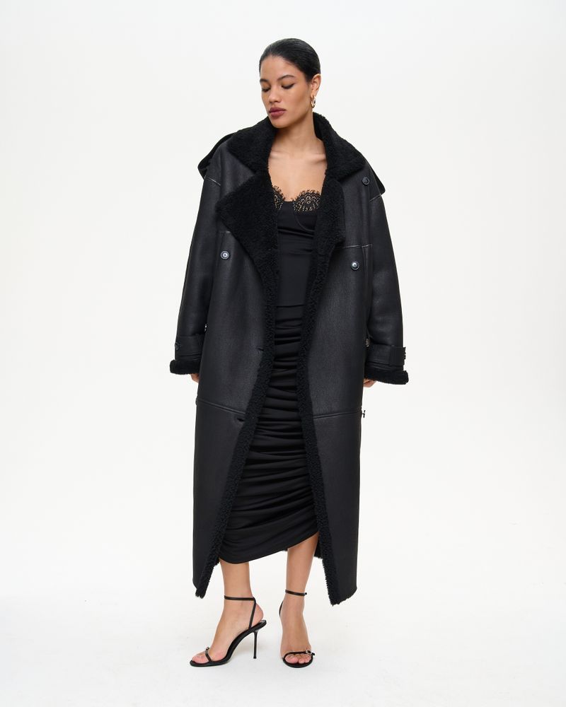 Двубортная дублёнка свободного прямого силуэта