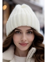 шапка вязаная теплая зимняя с отворотом стильная