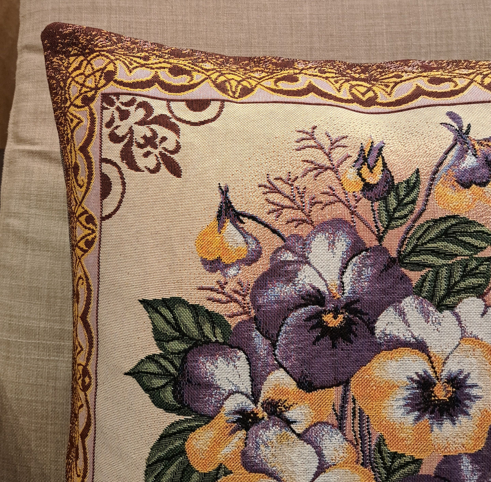 Декоративный гобеленовый чехол для интерьерной подушки Виолы 38*38