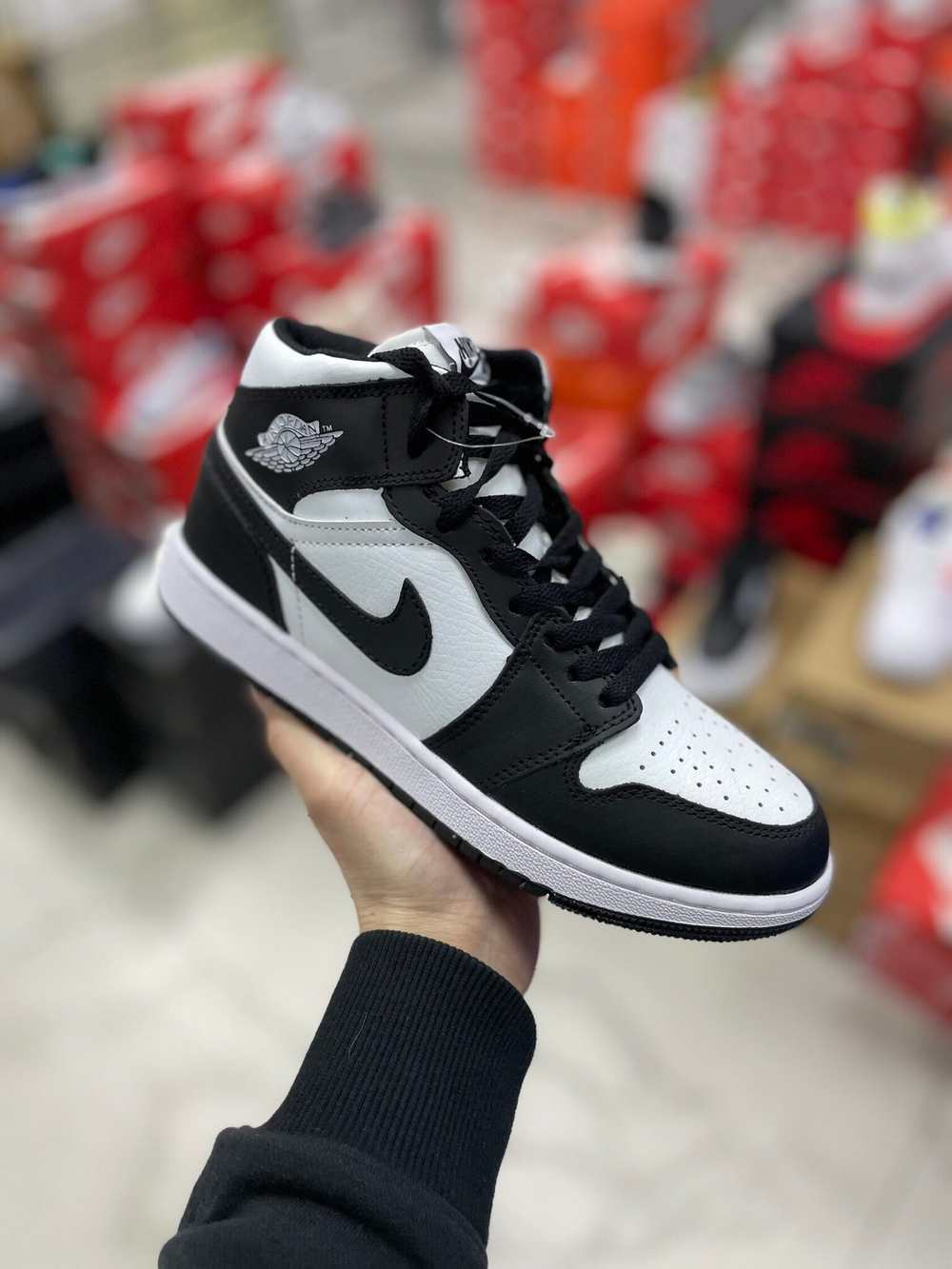 Nike Air Jordan Black/White