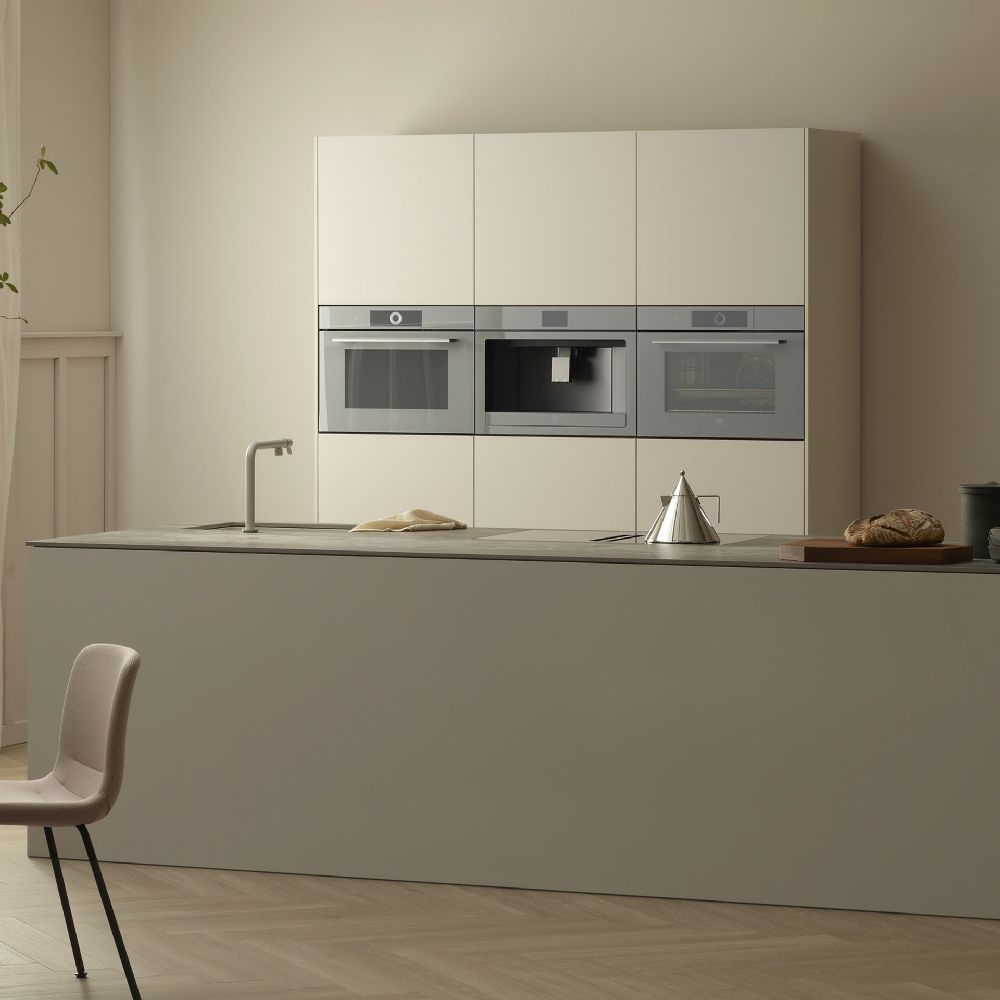 Паровой шкаф V-ZUG CombiSteamer V6000 45 черное стекло/AutoDoor CS6T-23043