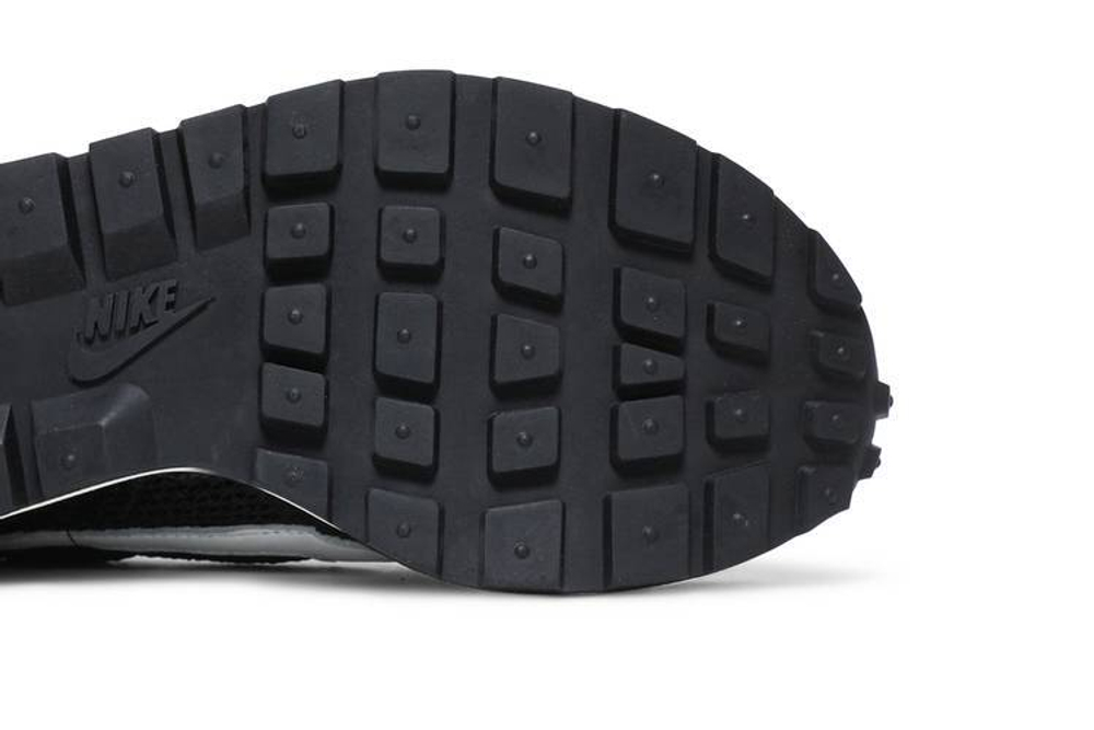 Кроссовки Sacai X Nike Vaporwaffle Black And White