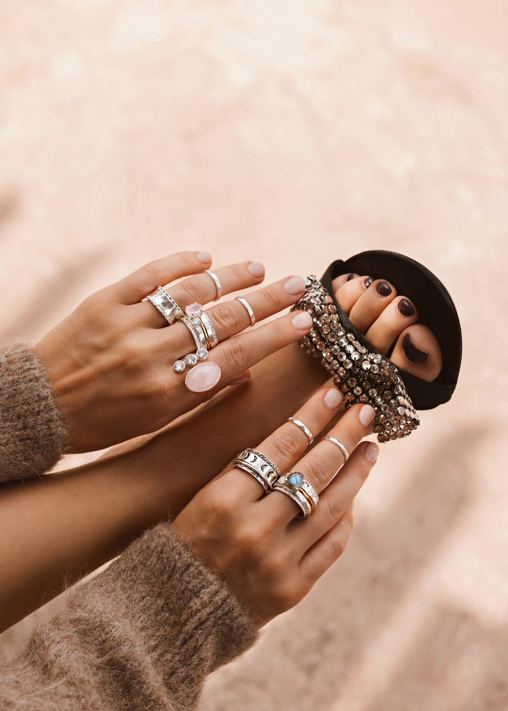 Кольцо «Триплет» с розовым кварцем в шахматной огранке