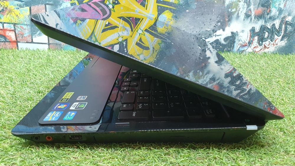 Ноутбук Sony i5/4 Gb/GT 540M 2 ГБ/120 Hz/ VPCF23X1R/BI [vpcf23x1r/bi.ru3]/ Windows 10