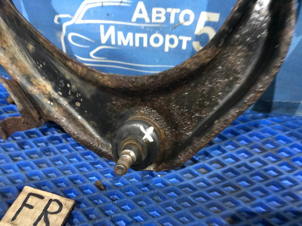 Рычаг передний правый Honda AVANCIER 1999