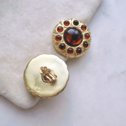 Клипсы с коричневыми кабошономи