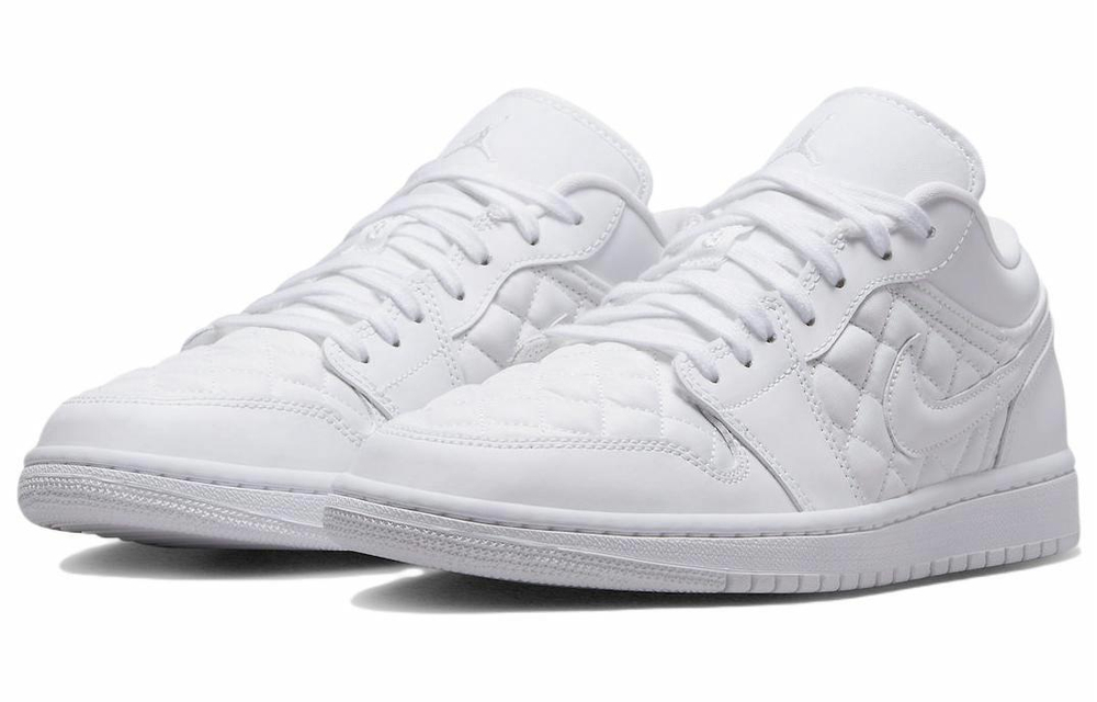 Кроссовки Jordan Air Jordan 1 Low Quilted "Triple White" (Женская размерная сетка)