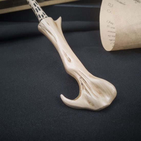 Коллекционная волшебная палочка Того, кого нельзя называть (36 см)