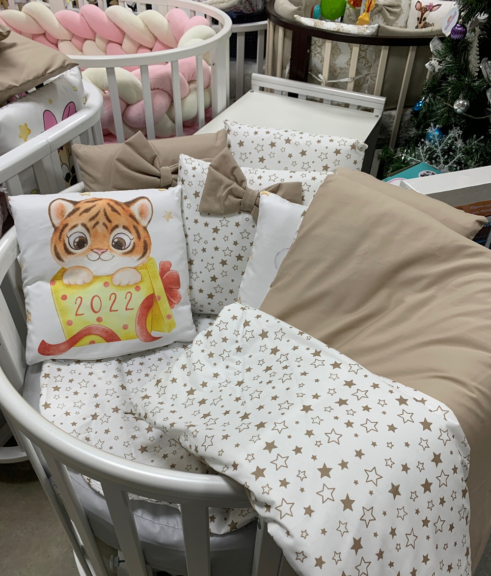 Комплект в кроватку 18 предметов "Тигр 2022" коричневый, сатин