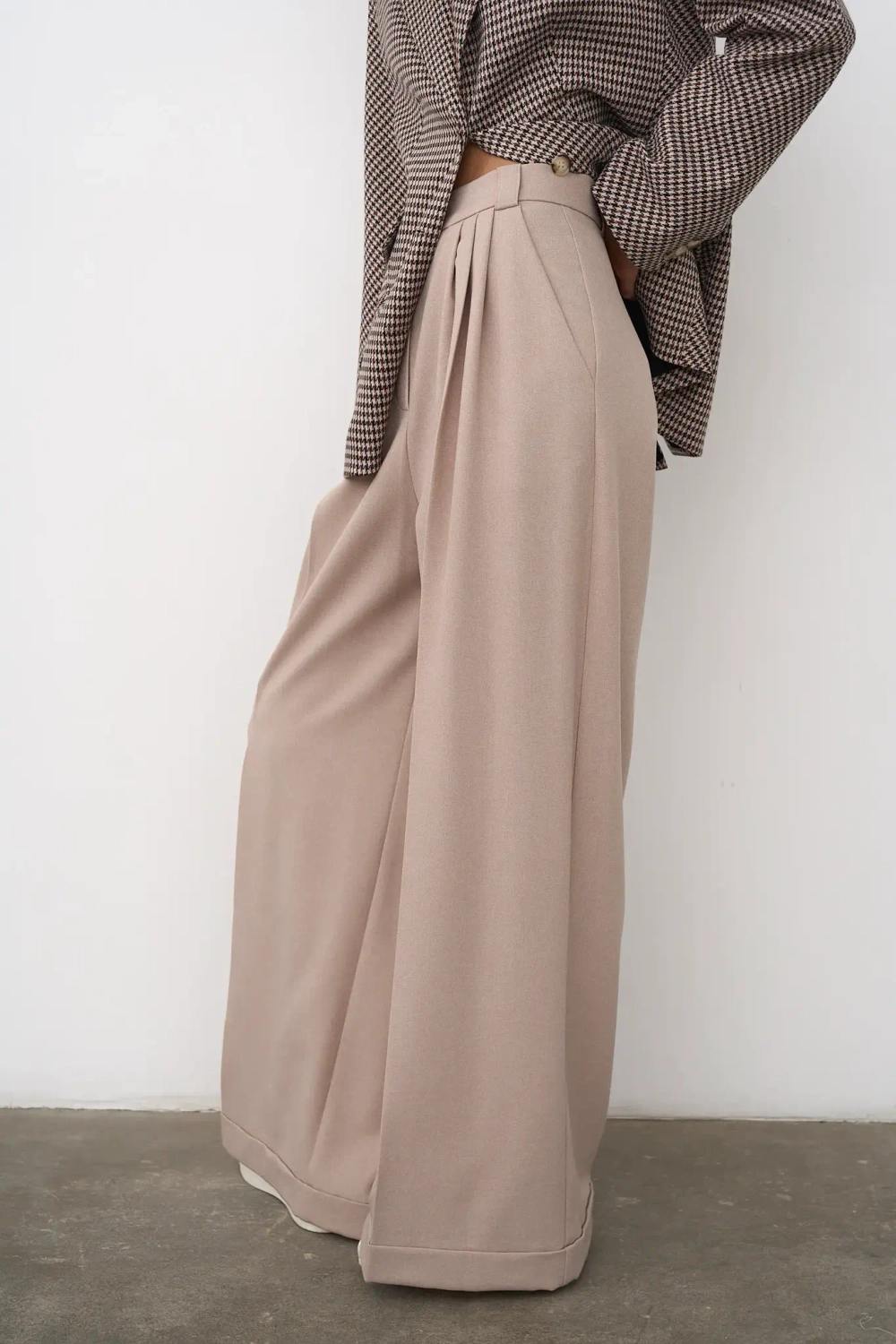 Брюки-палаццо бежевые