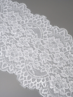Кружево шантильи эластичное экрю ширина 21 см