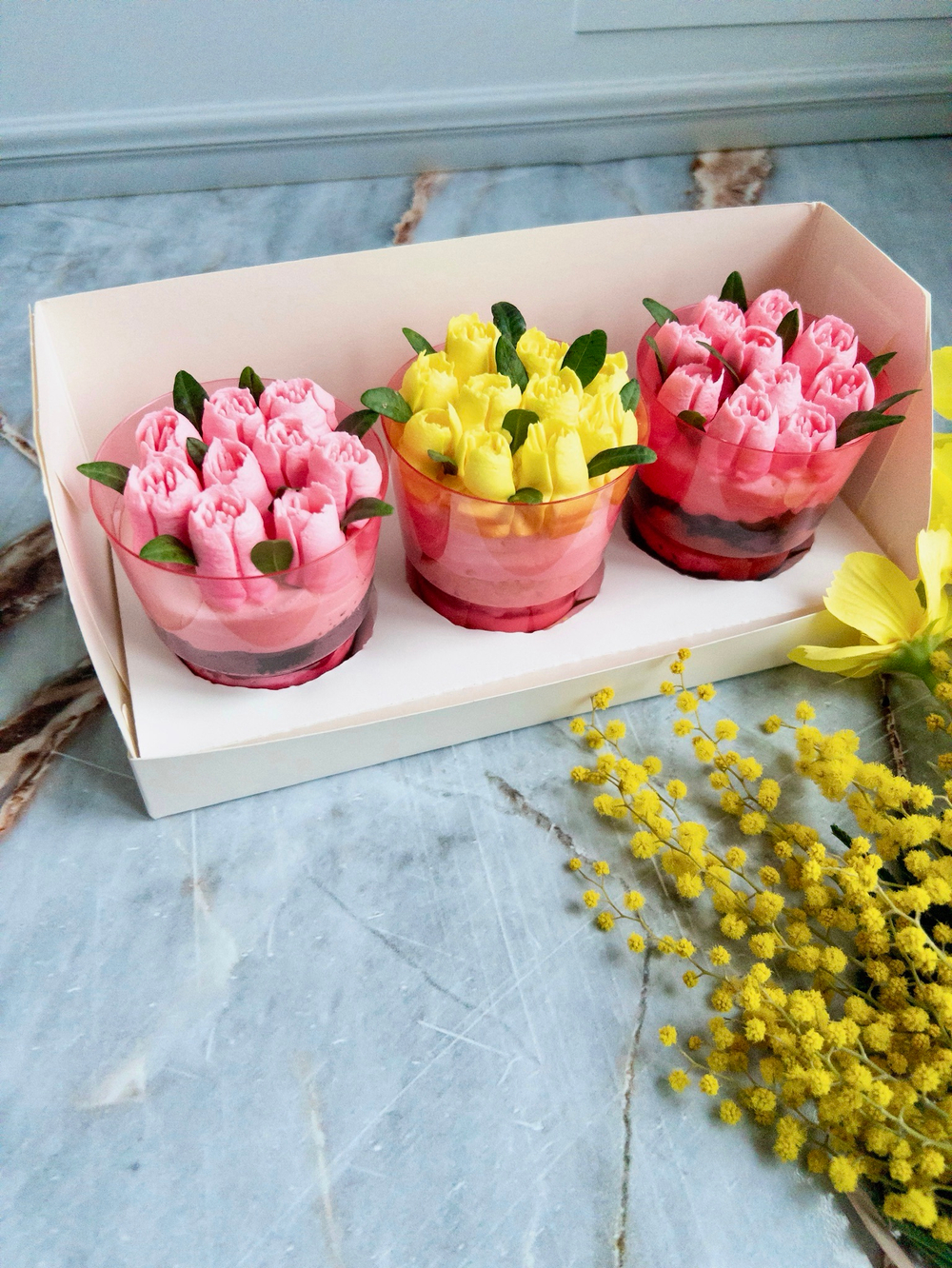 Набор трафйлов - торты в стакане (Тюльпаны)