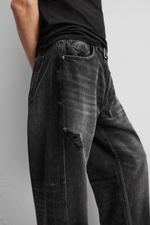 Джинсы baggy fit с декоративной строчкой