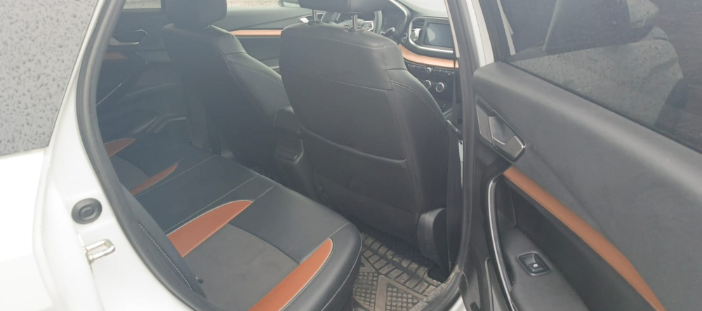 LADA VESTA Cross Life 1.6 106hp 5MT