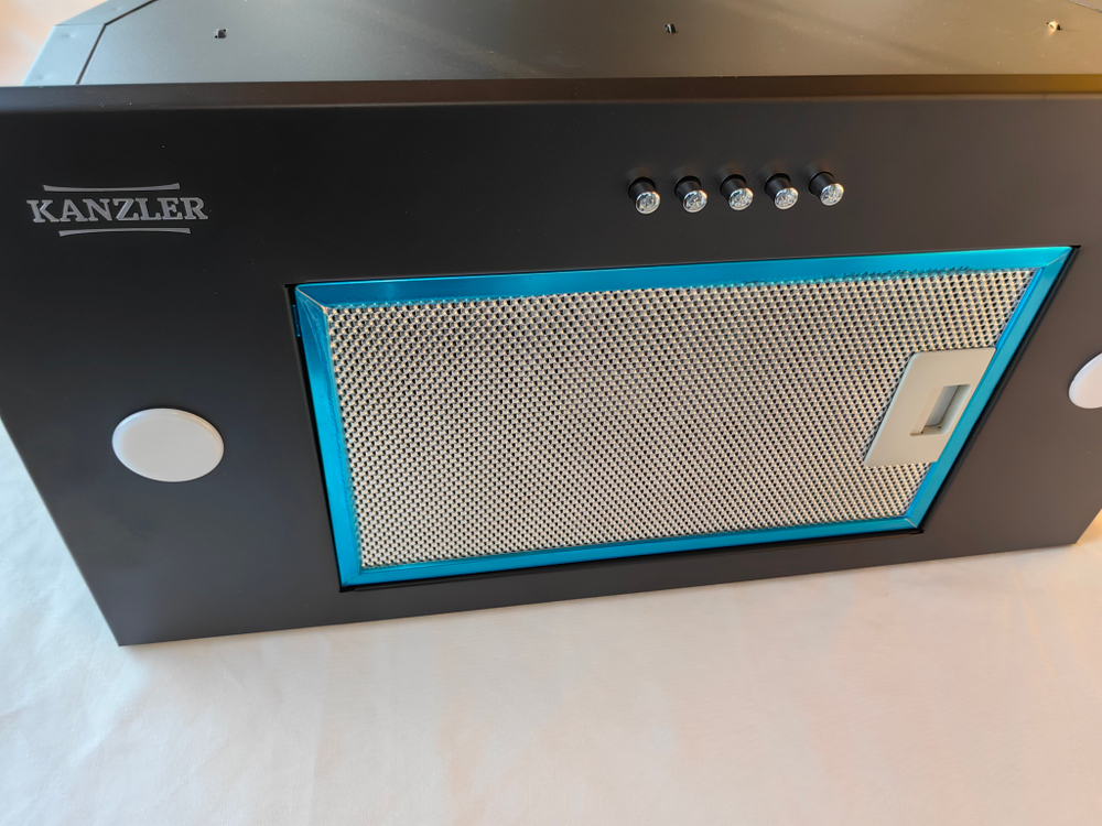 вытяжка D 545 S