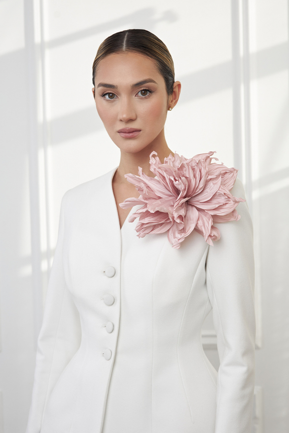 Брошь Pion, пыльная роза