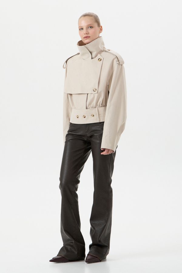 Полуплащ Elsa