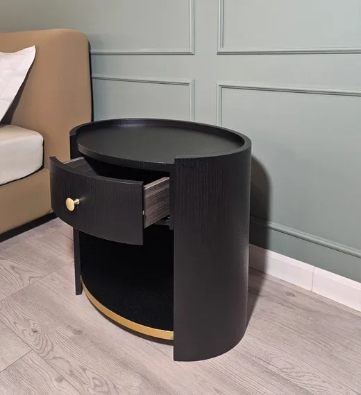 Прикроватная тумбочка 4439 с ящиком и полкой, черная