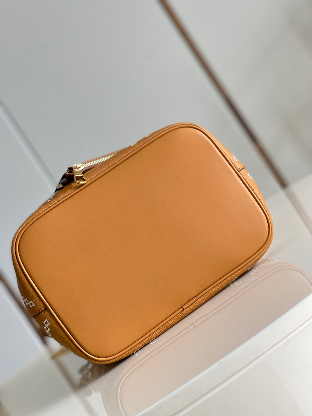 Louis Vuitton NeoNoe MM