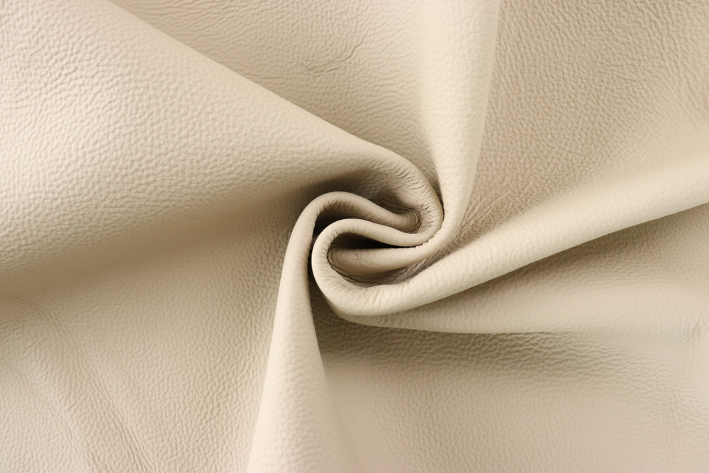 1,6-2,0 Мебельная кожа Бежевая