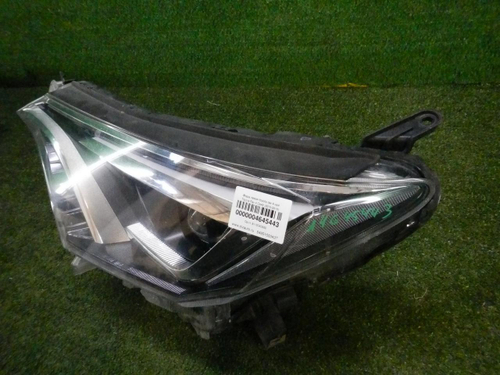 Фара левая Toyota Rav 4 CA40 (2015-2019) LED