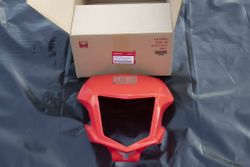 61301-KZZ-900ZD 61140-KZZ-N00ZB. VISOR, FR. Honda  CRF250L-M. RED