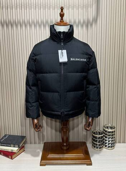 Пуховик Balenciaga