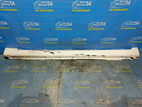 Порог левый пластиковый TOYOTA BREVIS 2002