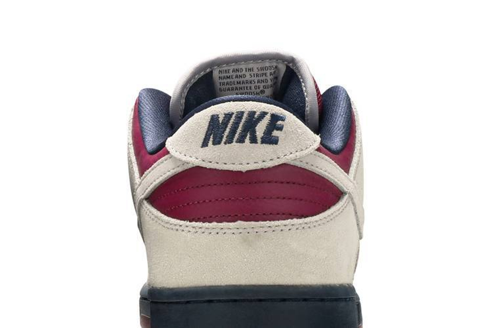 Nike sb dunk true berry shop