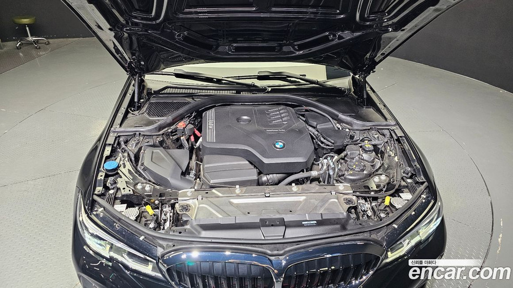 BMW 3 Series (G20) 320i M Sports (03.2022)