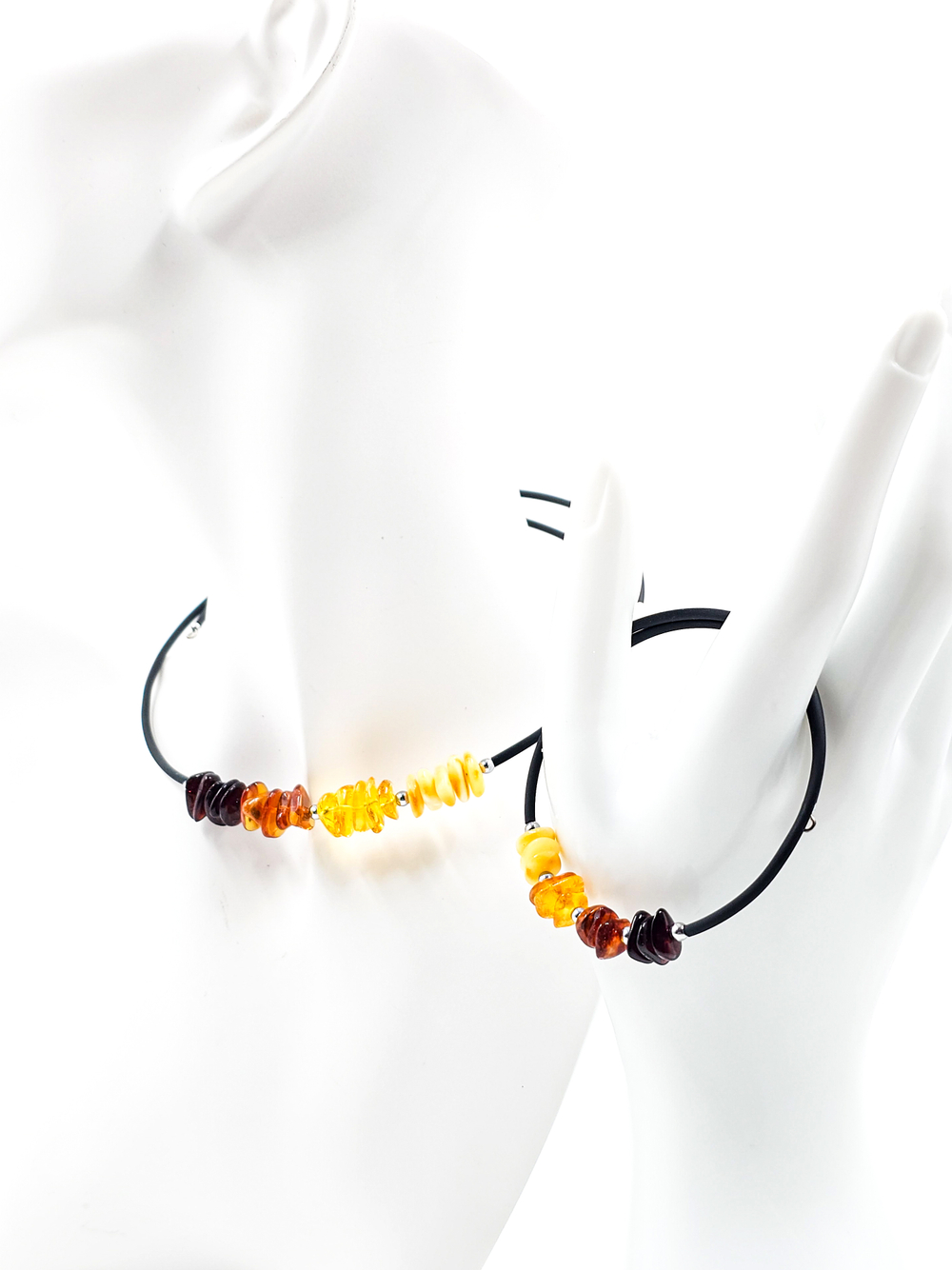 Комплект из чокера и браслета. Натуральный цельный янтарь