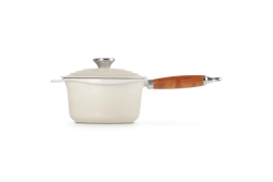 Le Creuset Сотейник 18 см 1,8 л + крышка Безе