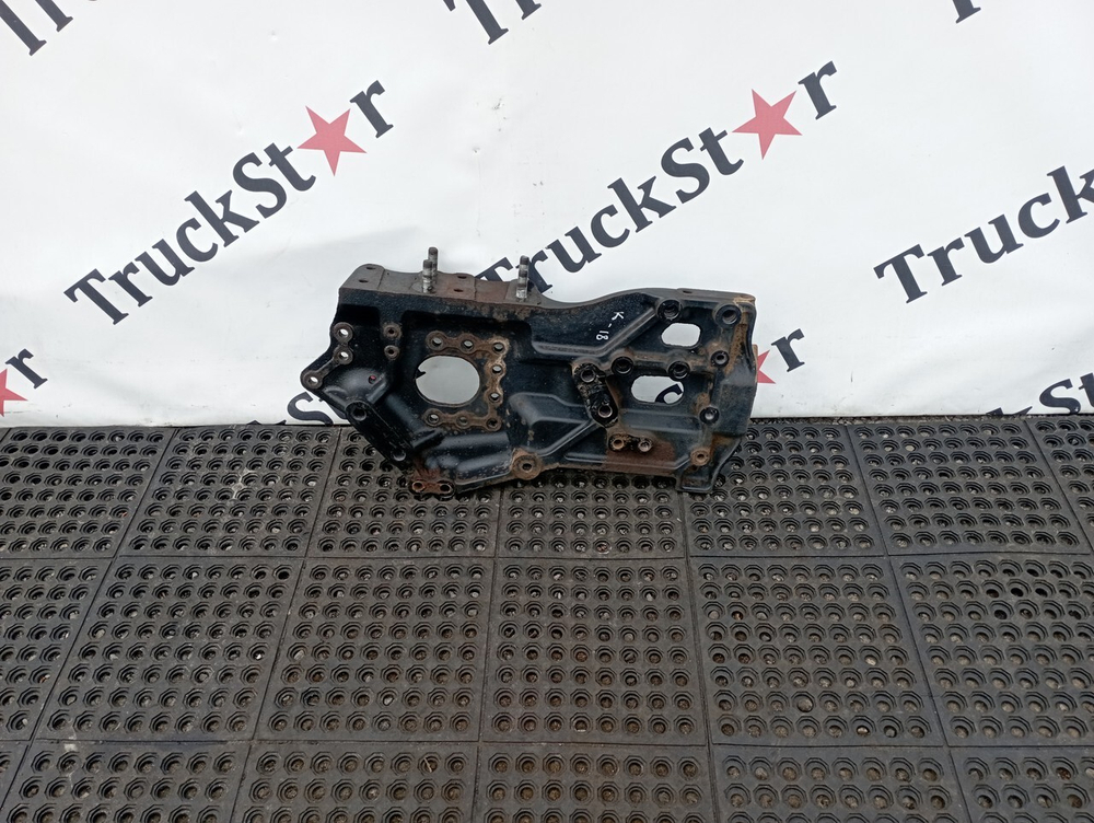 Кронштейн рессоры передней левый 2017г.