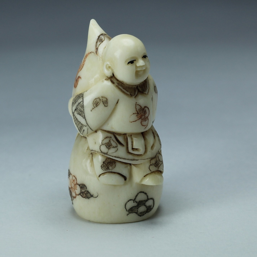 Нэцкэ Ребенок Карако на тыкве горлянке